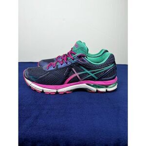ASICS GT 2000 3. Women Size 7.5